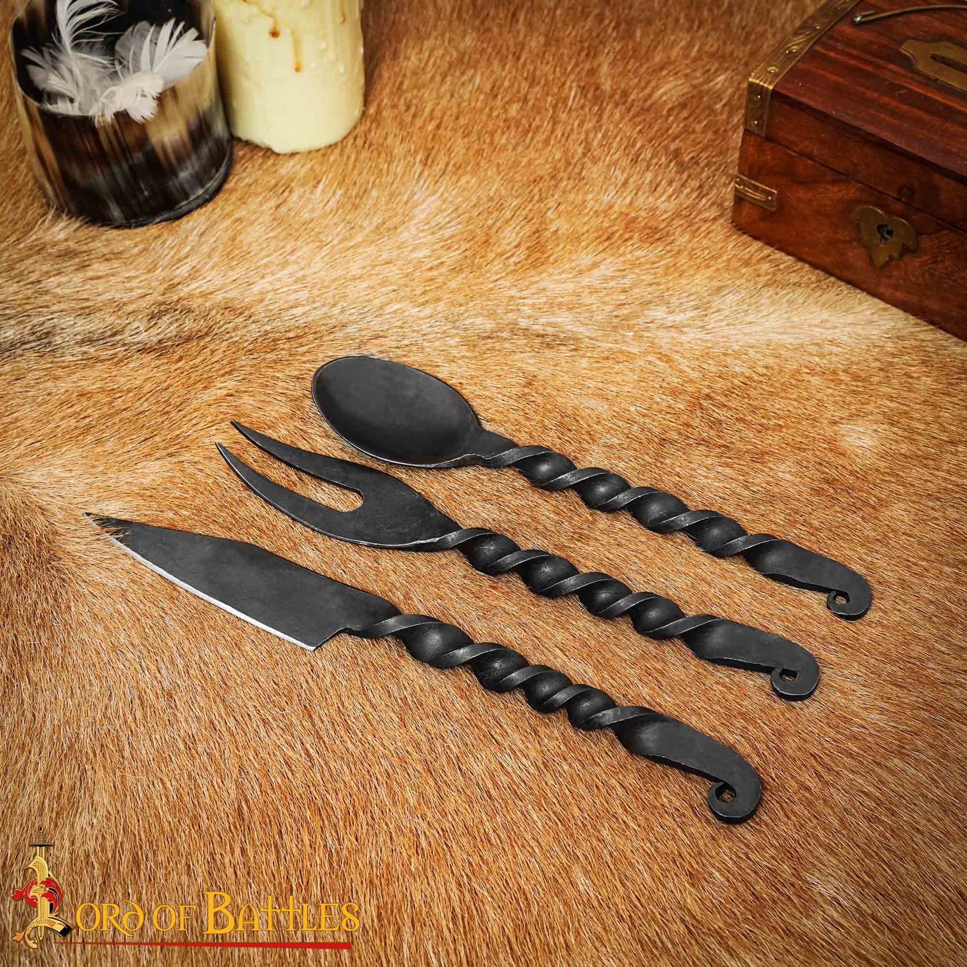 Juego de Cubiertos Medievales Forjados a Mano Cuchara, Tenedor y Cuchillo - Imagen 7