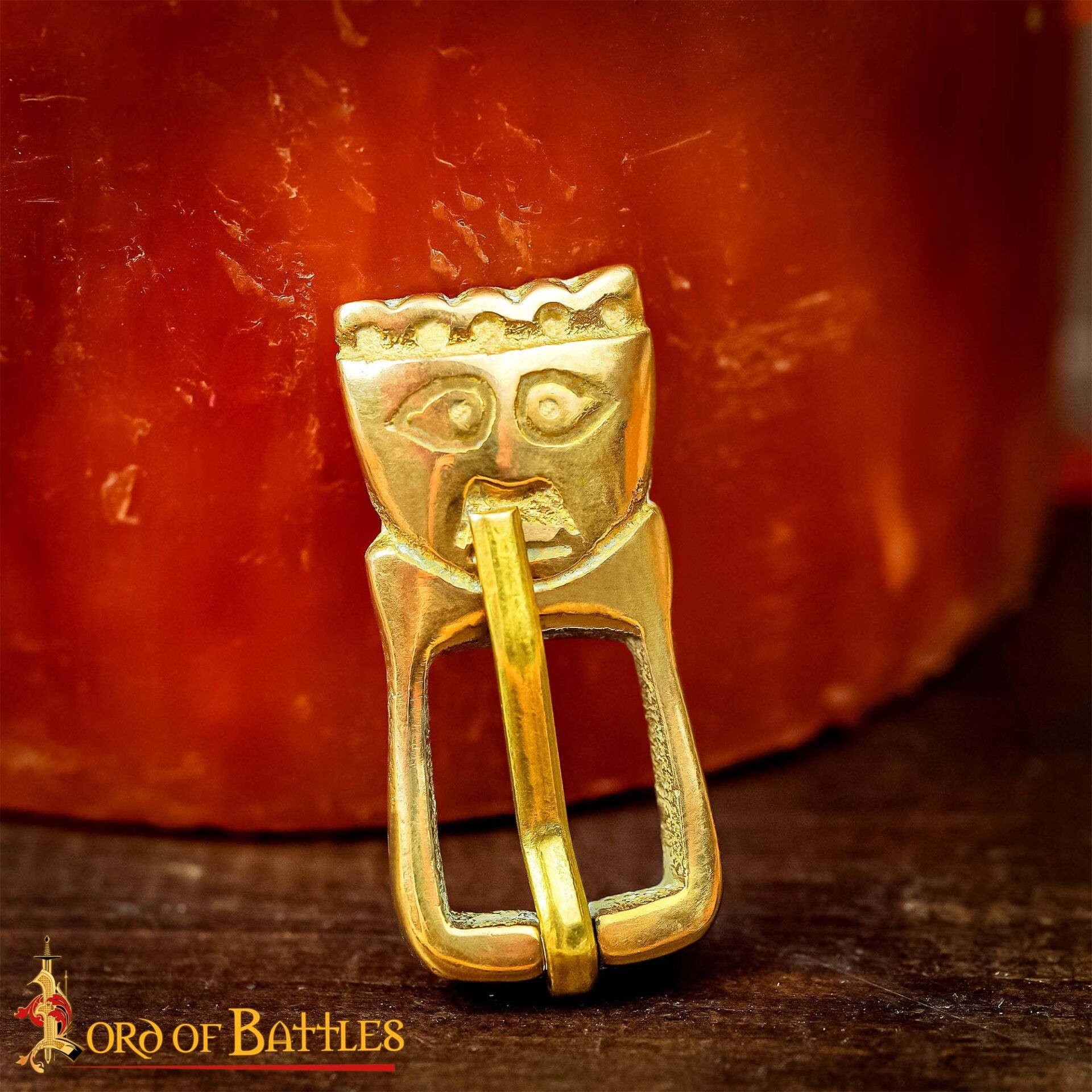 Hebilla de Cinturón Medieval Tardía de Latón Macizo - Imagen 7