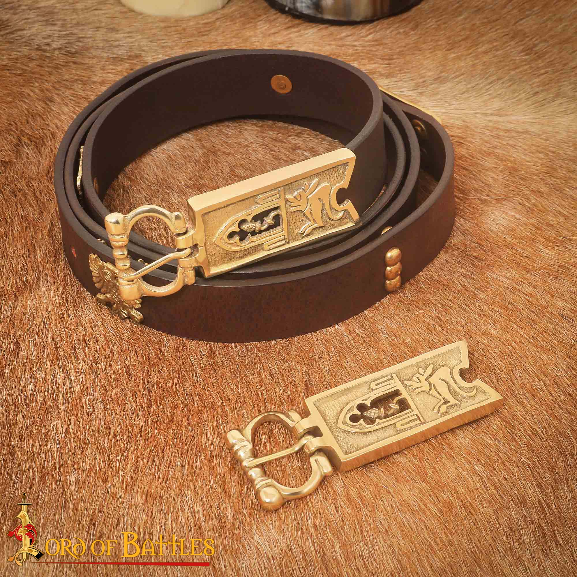 Hebilla Medieval de Latón con Cardo Cerrado - Accesorio para Cinturón Macizo - Imagen 10