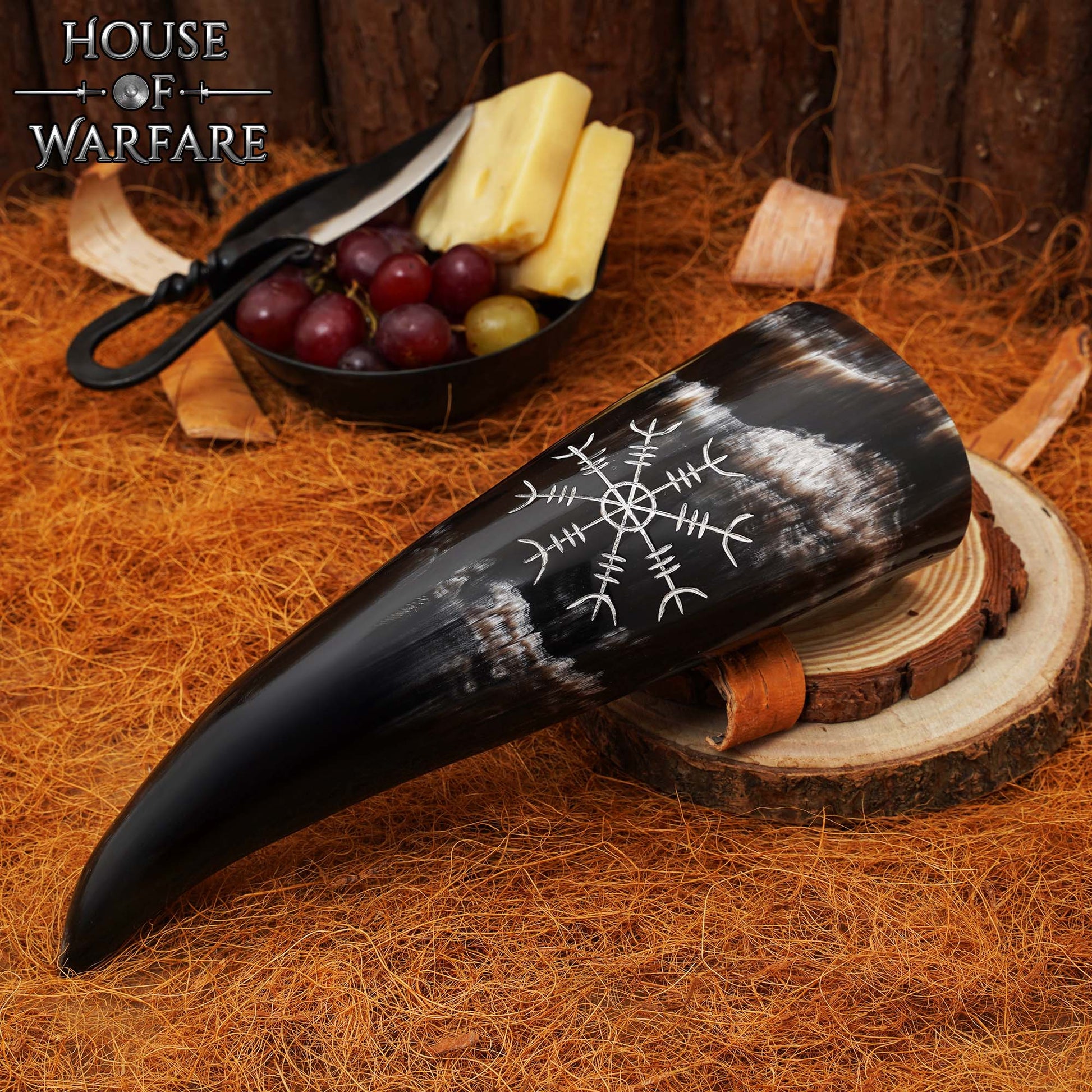 Cuerno para Beber Vikingo con Diseño Helm Of Awe (200-300ml) - Imagen 2