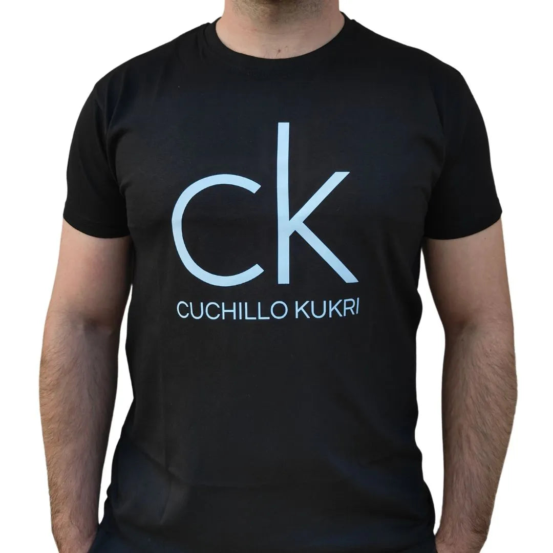 Camiseta Espadas y Más CK