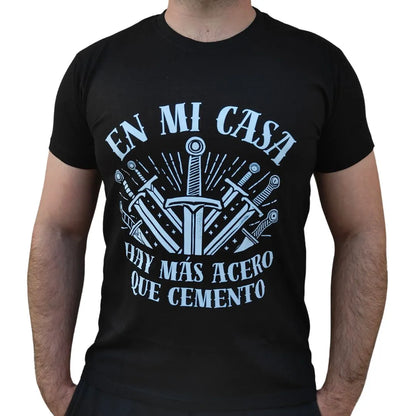 Camiseta Espadas y Más Casa de Acero