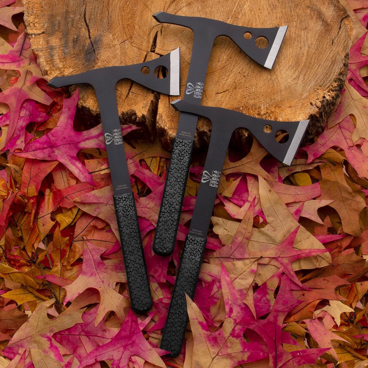 Set of 3 throwing axes with sheath 601128