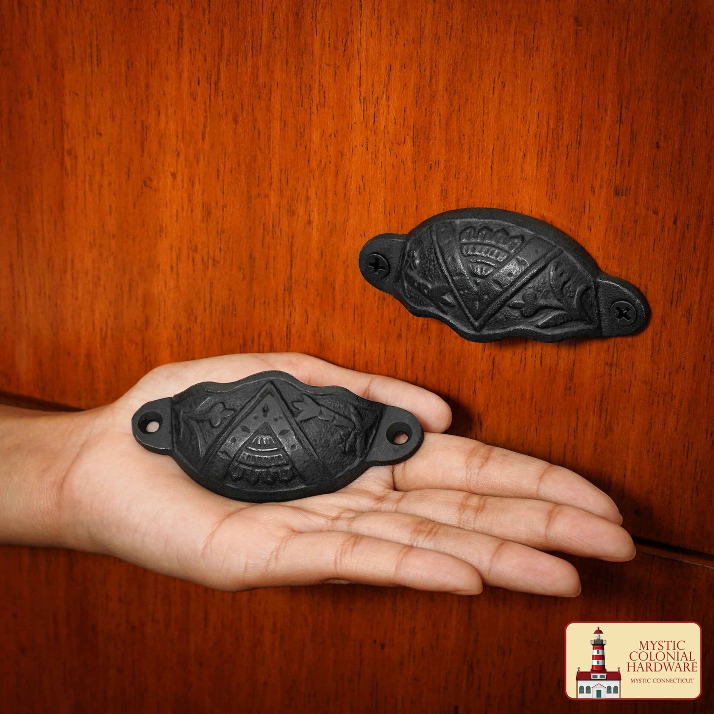 Juego de 4 Tiradores de Hierro Fundido Rústico: Ideal para Ambientes Victorianos, Coloniales, Retro, Steampunk, Góticos, Barrocos y Medievales, (8.4x3.5) Cm - Imagen 2