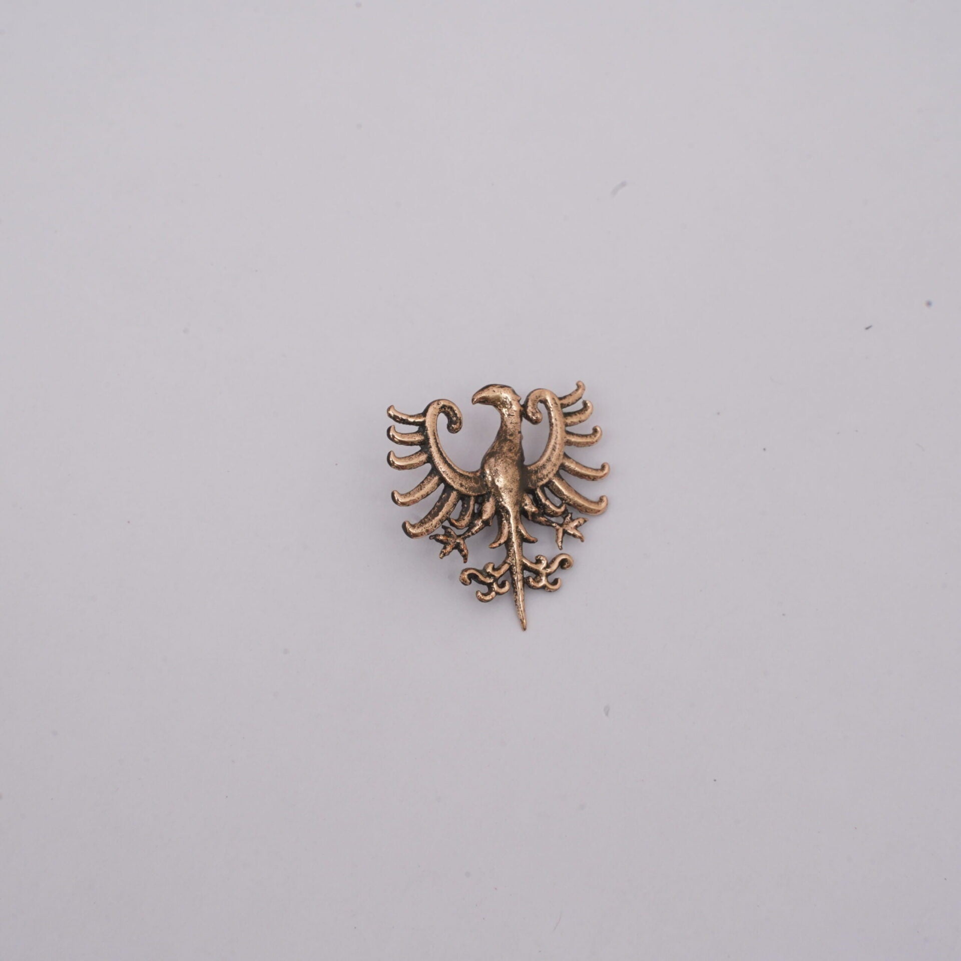 Alfiler de Bronce Antiguo con Insignia de Águila Heráldica - Insignia de Bronce Macizo con Montura de Estilo Medieval - Imagen 11