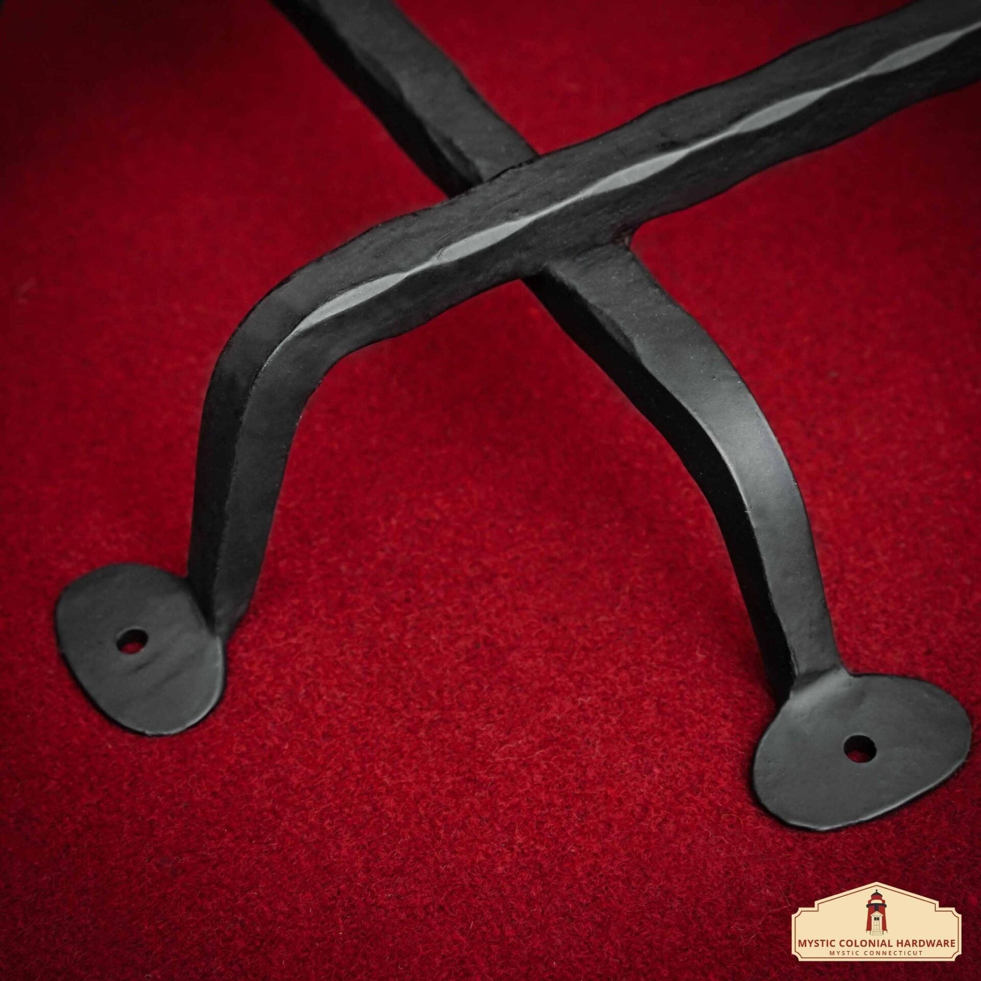 Puerta Rústica Forjada a Mano Parrilla Speakeasy: Ideal para Ambientes Coloniales, Retro, Steampunk, Góticos, Barrocos y Medievales, (28.7x29.1) Cm - Imagen 5