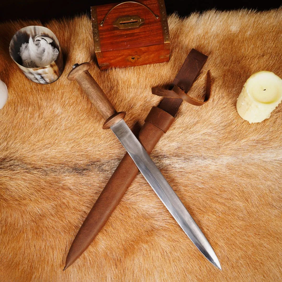 Daga Rondel Artesanal - Empuñadura de Madera y Vaina