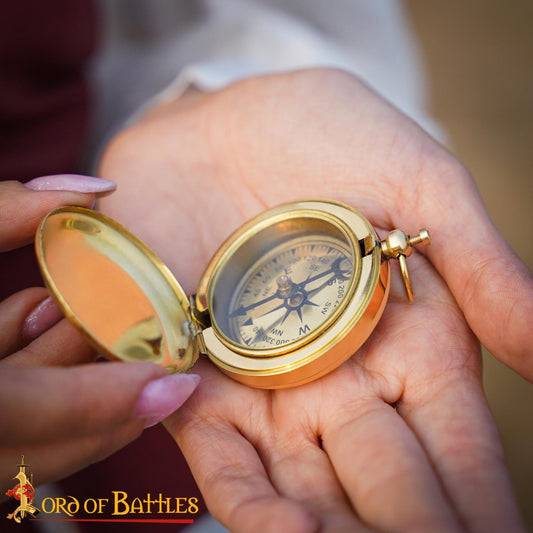 Brújula de Bolsillo de Latón para Aventureros - Instrumento de Navegación de Época - Imagen 1
