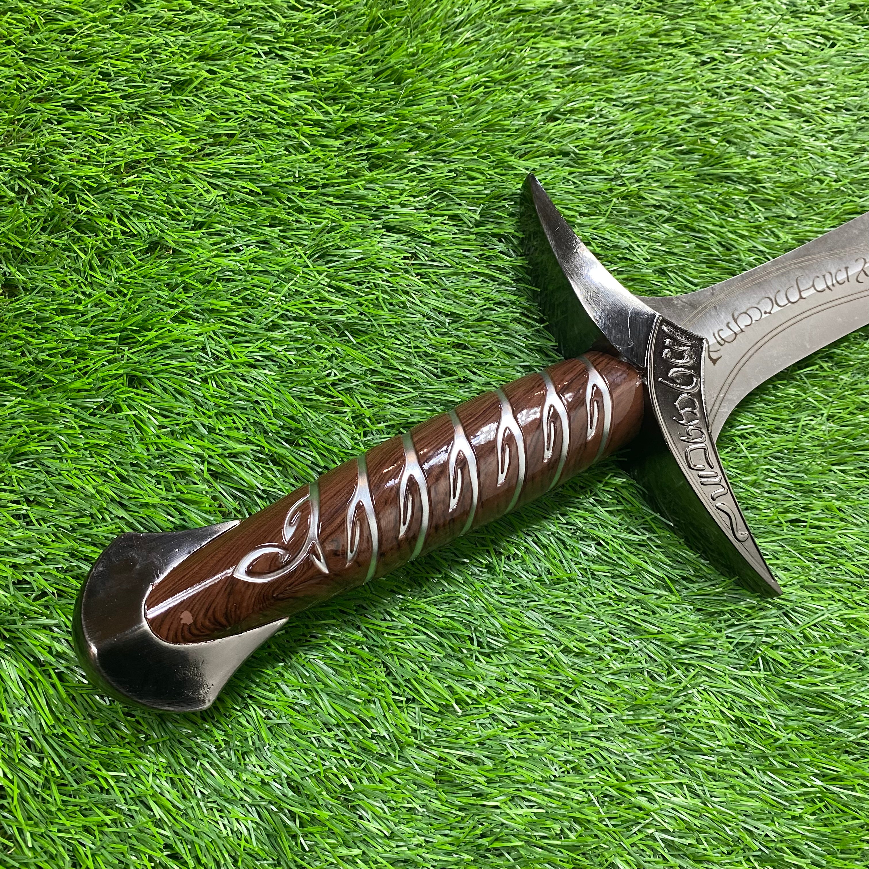 Espada Dardo de El Señor de los Anillos Gama Alta C/Defectos N96