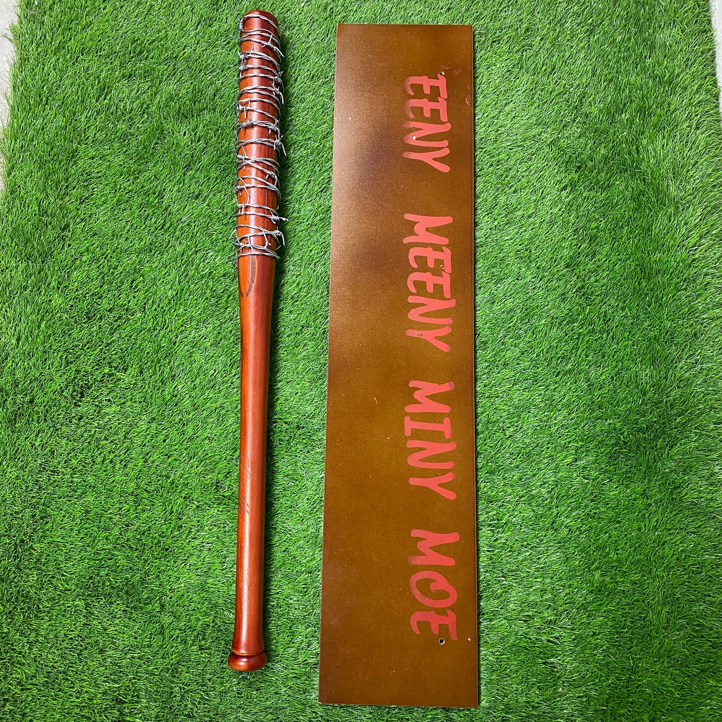 Bate de negan the walking dead 40987 C/Defectos N109