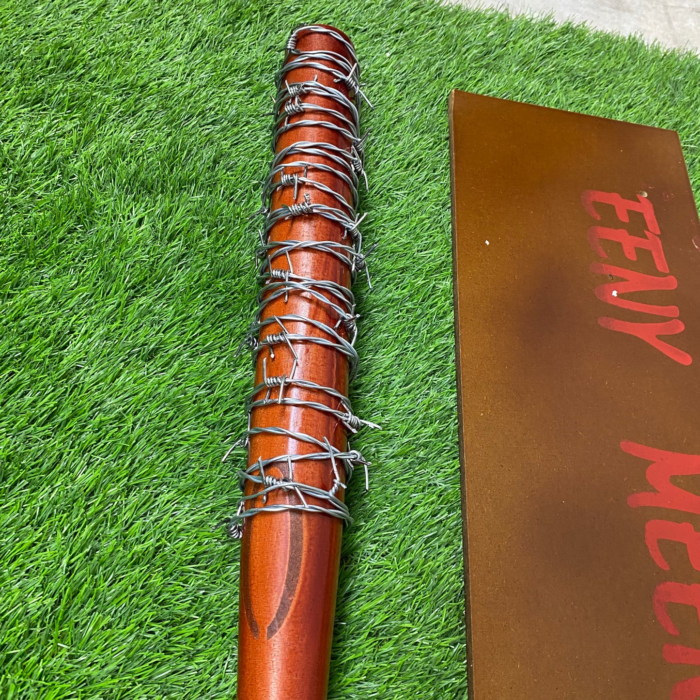 Bate de negan the walking dead 40987 C/Defectos N109