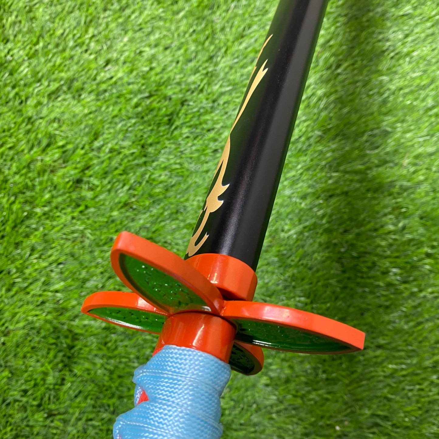 Katana Decorativa de Kocho Shinobu - Acero  Kimetsu no Yaiba C/Defectos N110