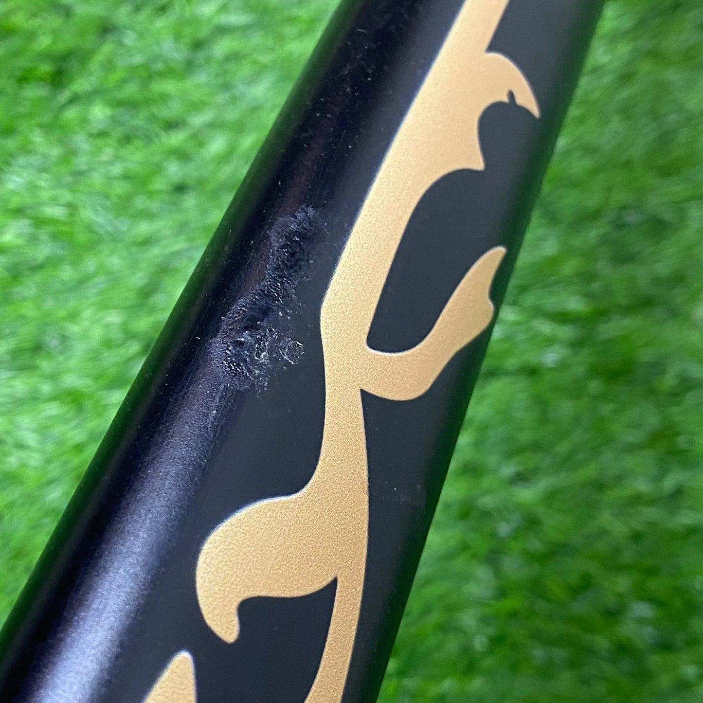 Katana Decorativa de Kocho Shinobu - Acero  Kimetsu no Yaiba C/Defectos N110
