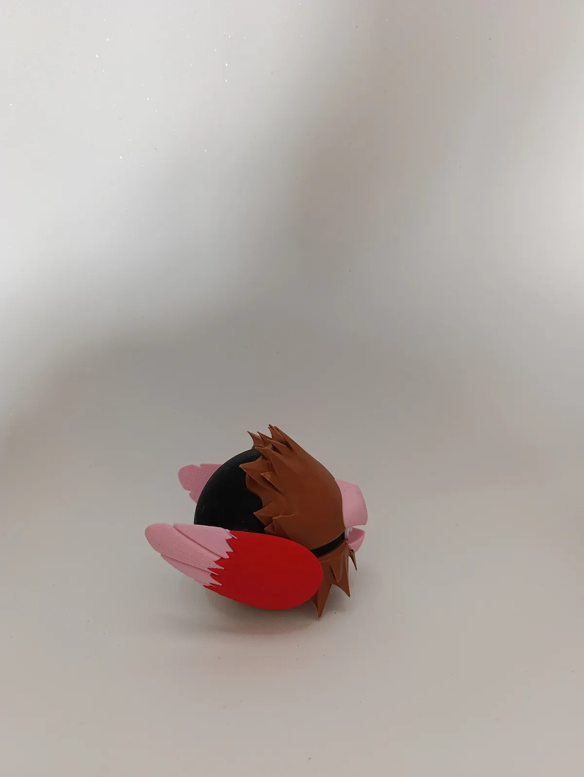 Poké Ball Spearow Réplica Coleccionable