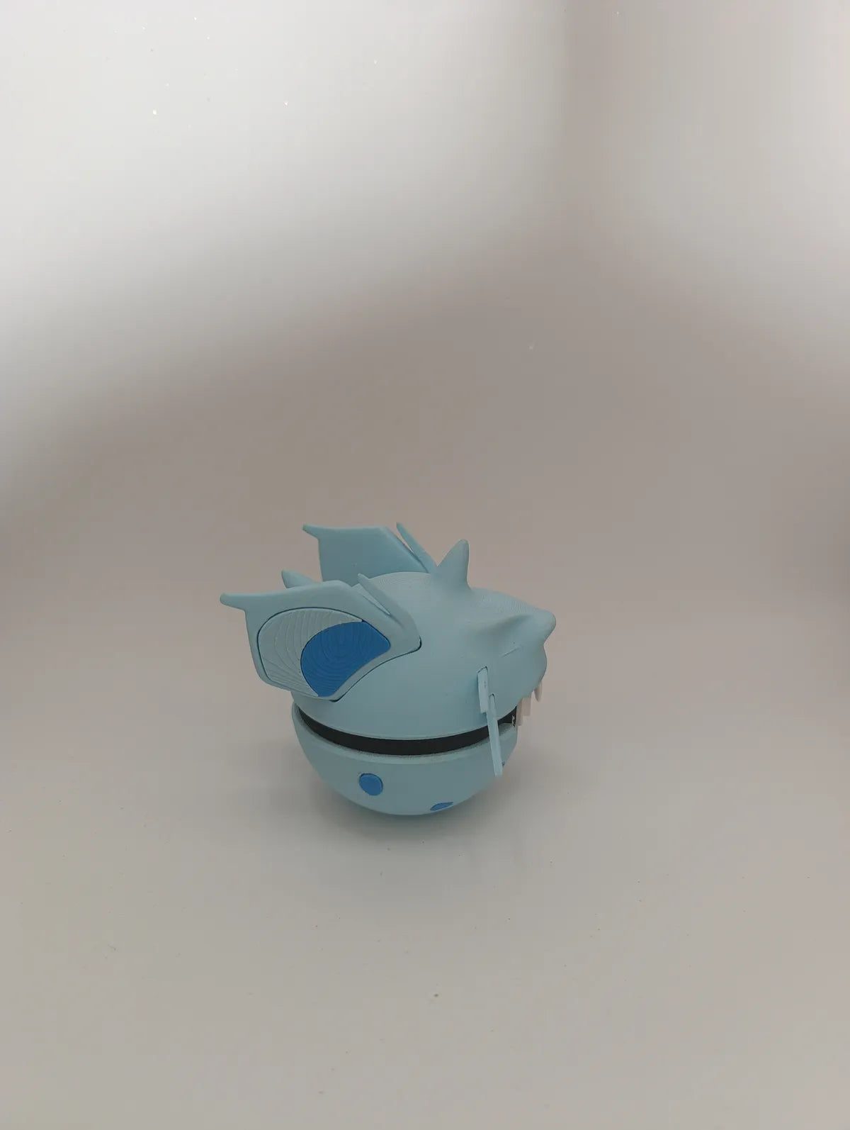 Poké Ball Nidoran♀ Réplica Coleccionable