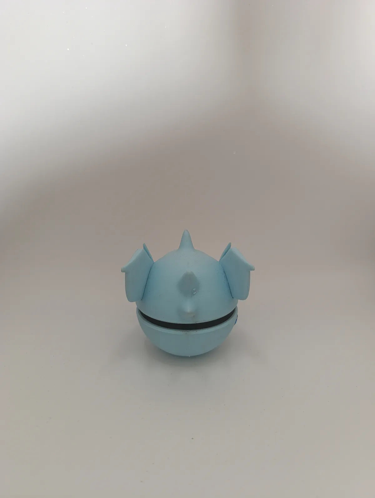 Poké Ball Nidoran♀ Réplica Coleccionable