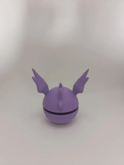 Poké Ball Nidorino Réplica Coleccionable