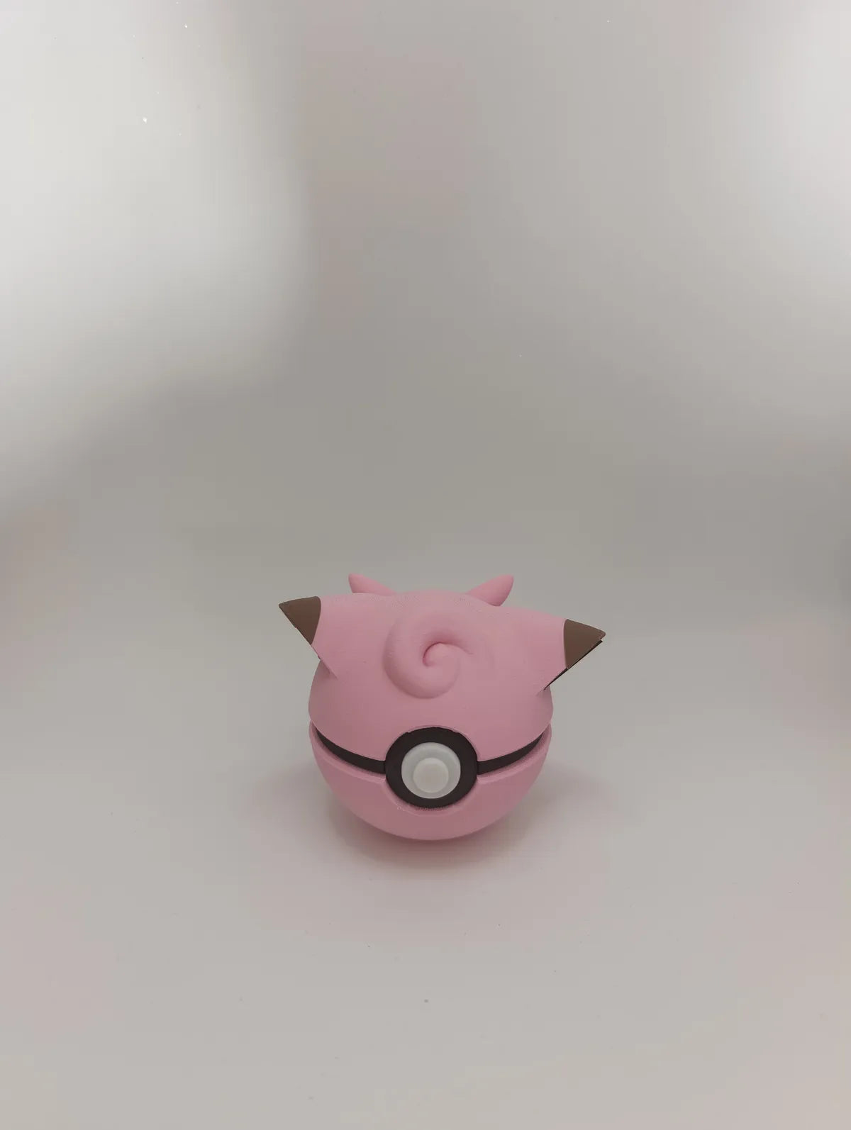 Poké Ball Clefairy | Réplica Coleccionable Premium