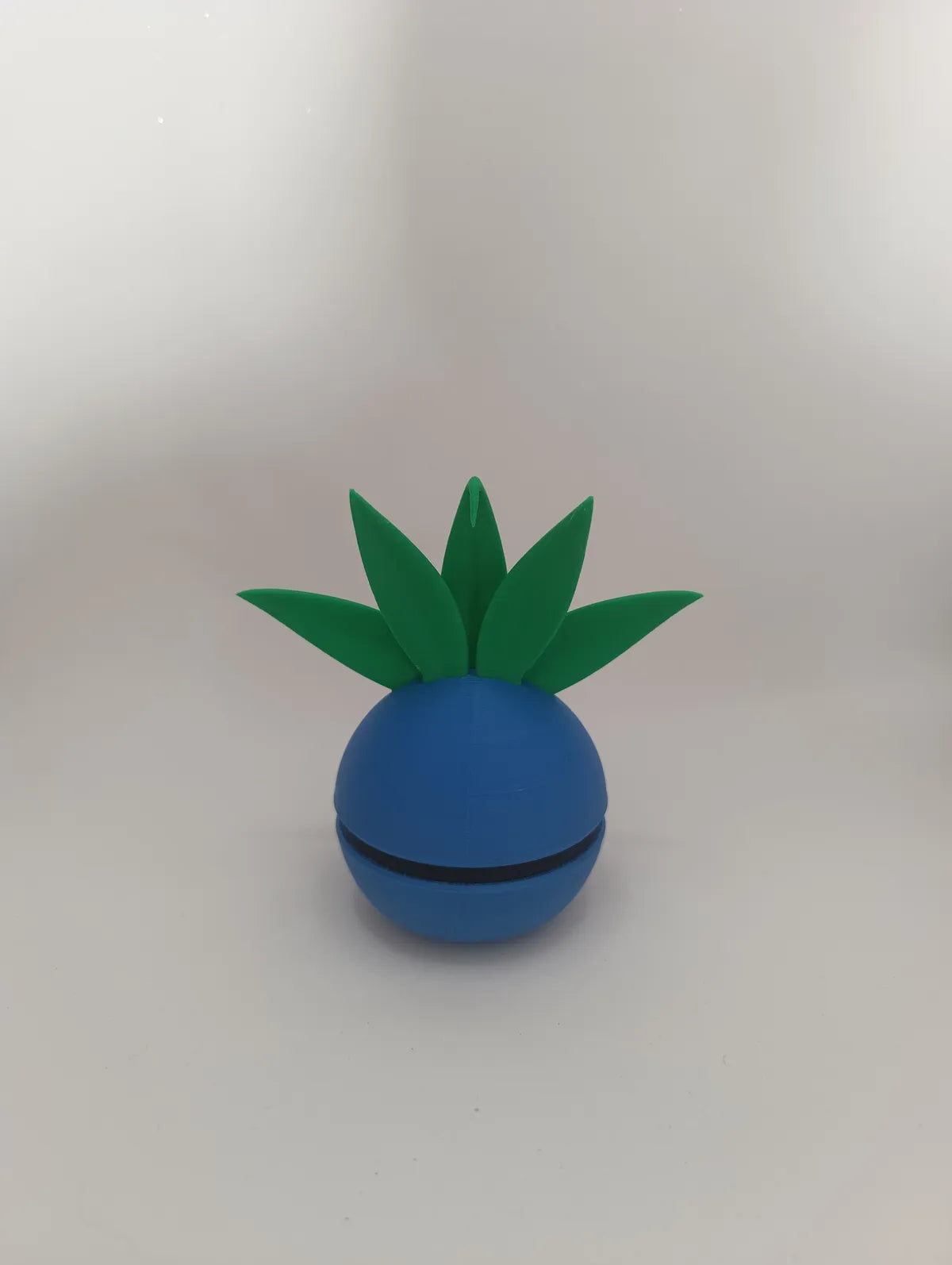 Poké Ball Oddish | Réplica Coleccionable Premium