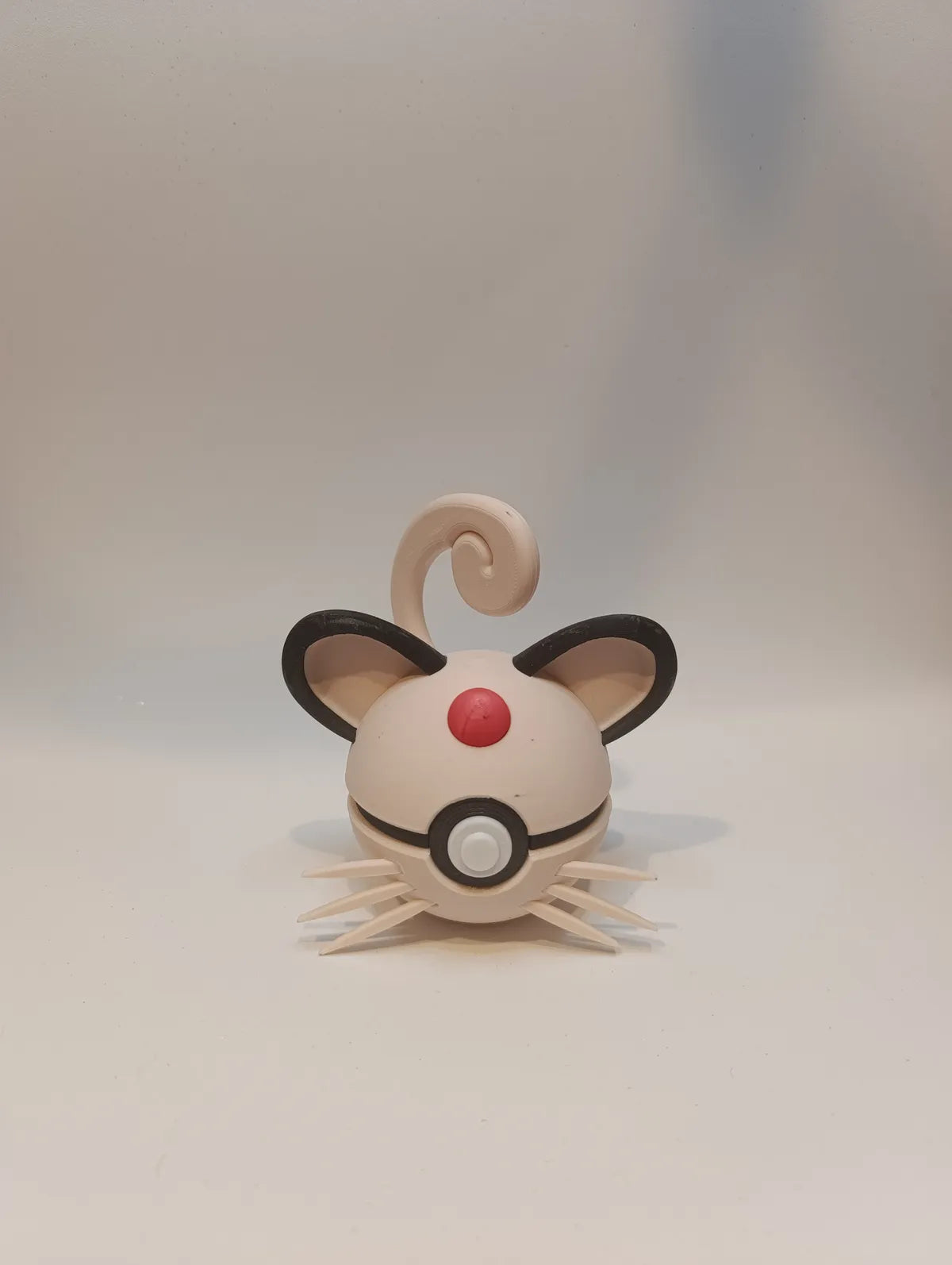 Poké Ball Persian | Réplica Coleccionable Premium