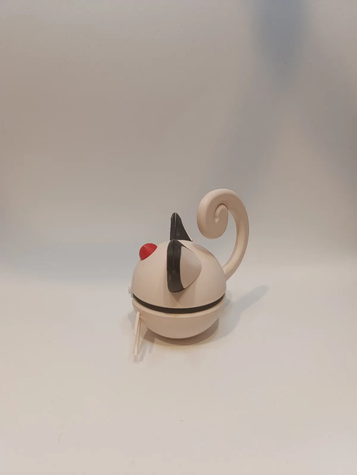 Poké Ball Persian | Réplica Coleccionable Premium