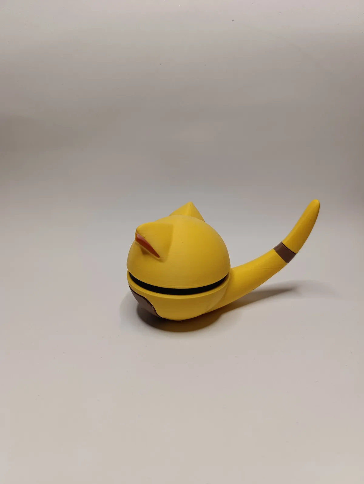 Poké Ball Abra Réplica Coleccionable