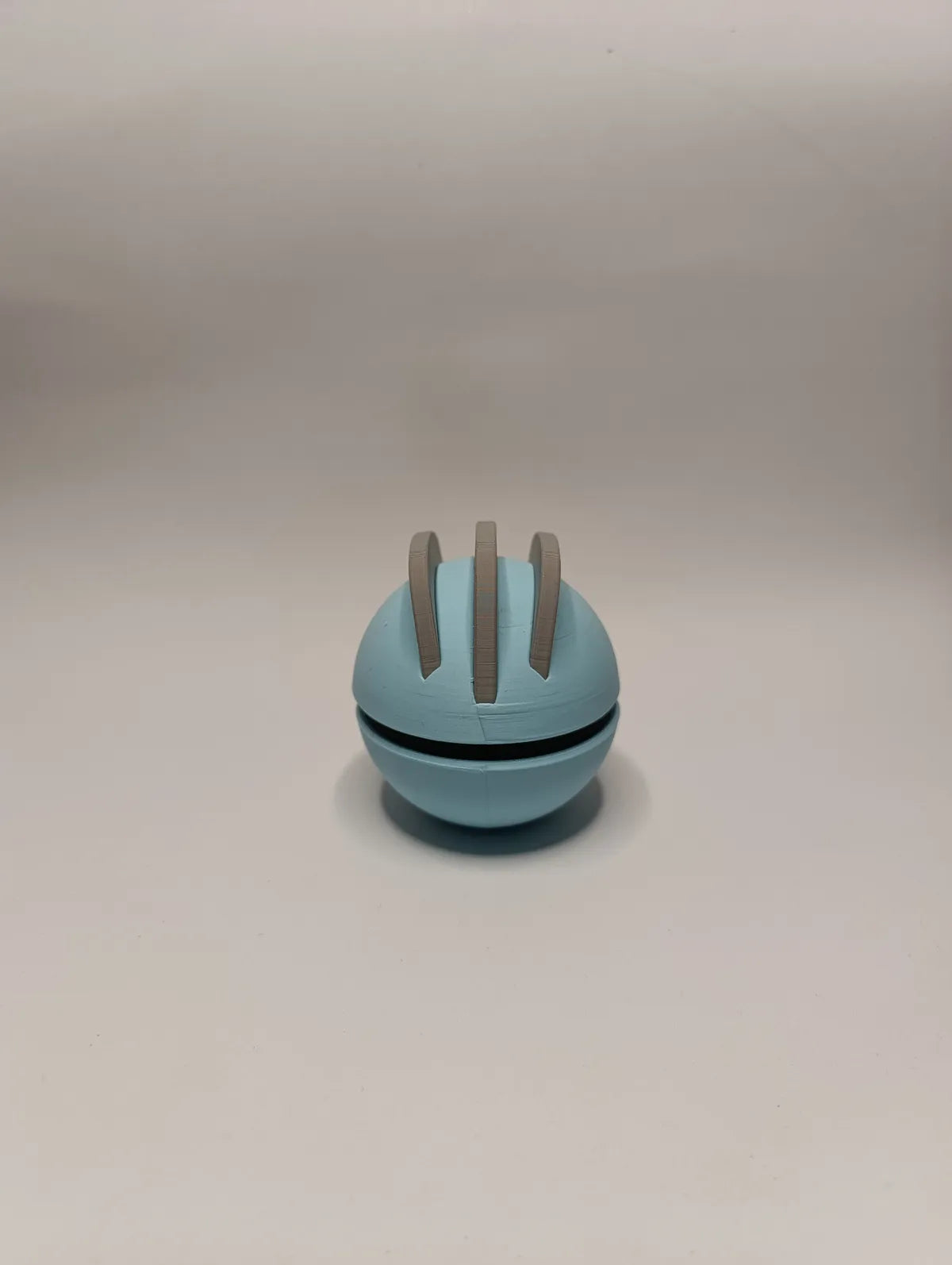 Poké Ball Machop Coleccionable de Alta Calidad
