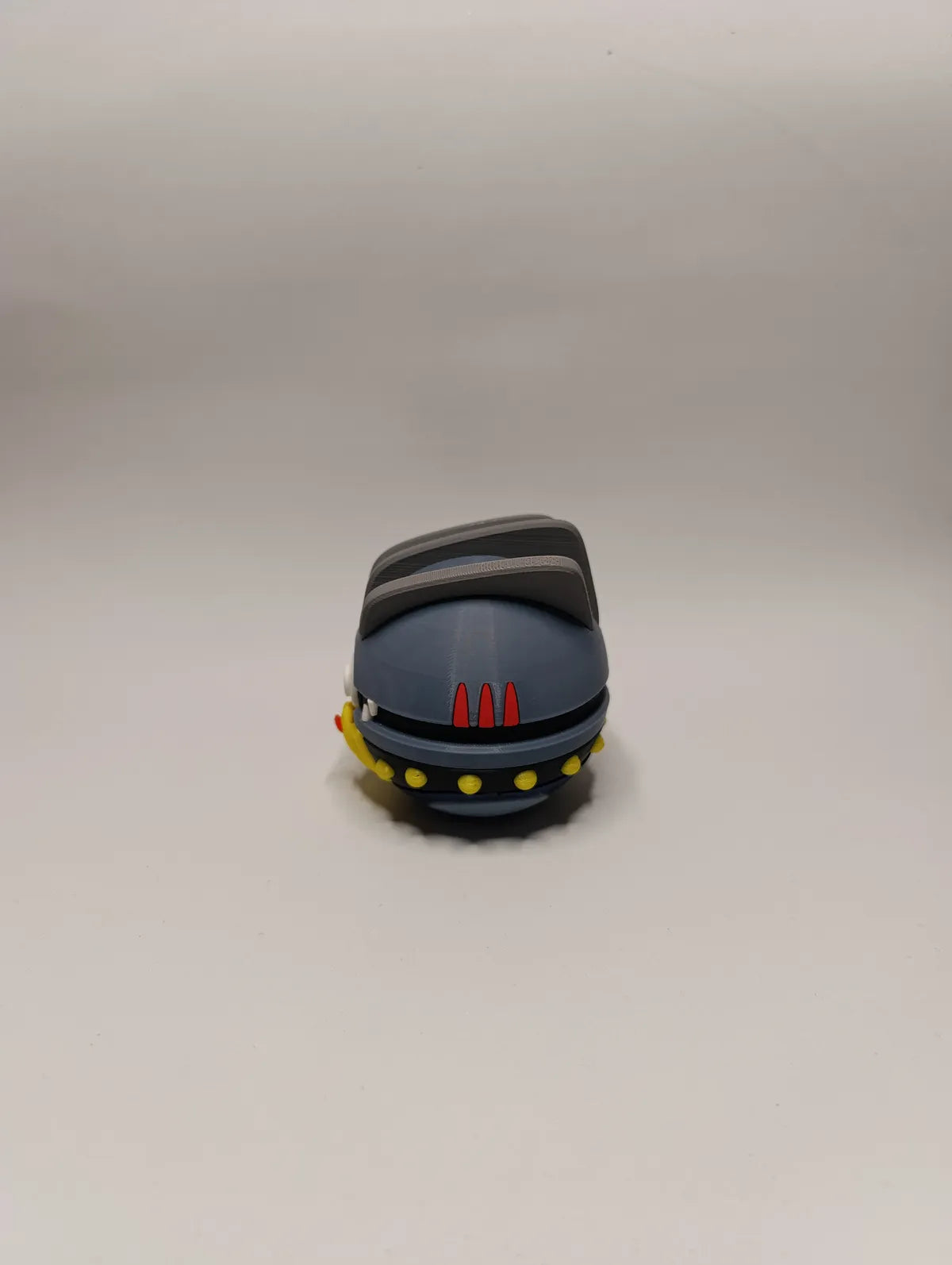 Poké Ball Machoke Coleccionable de Alta Calidad
