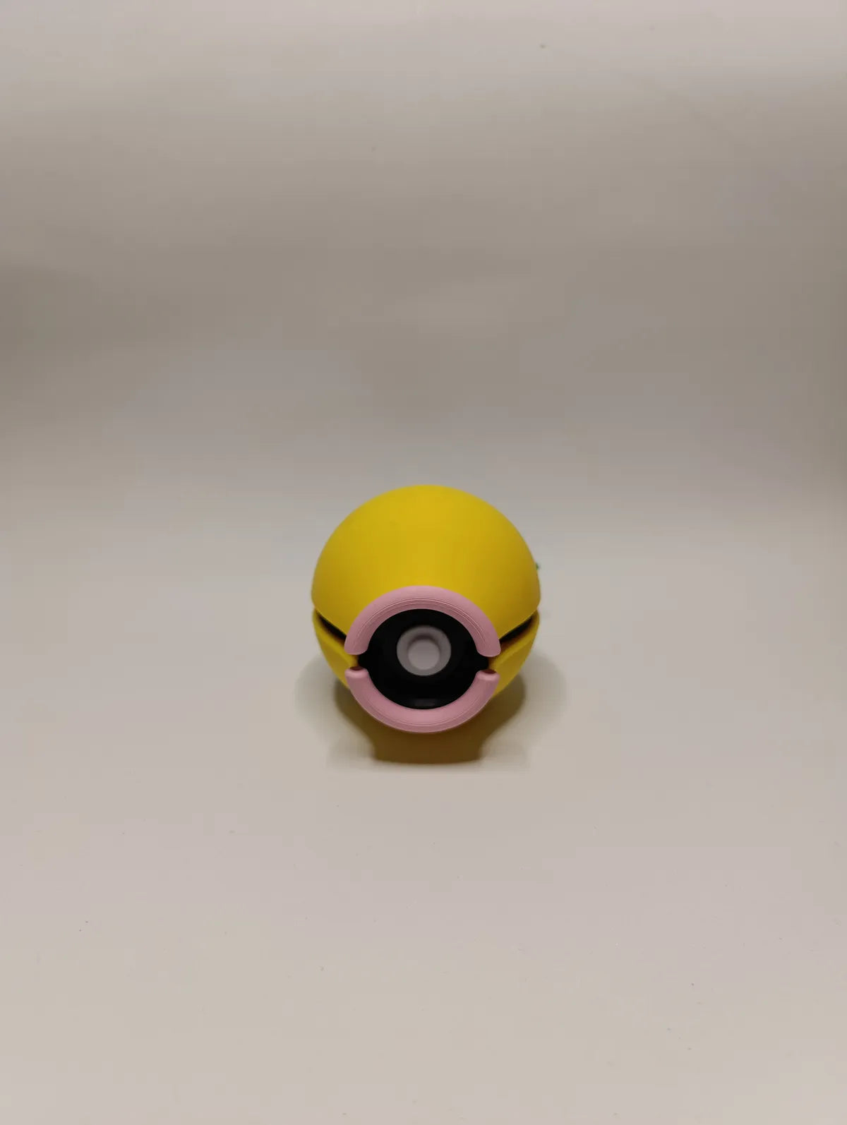 High-Quality Collectible Poké Ball Bellsprout