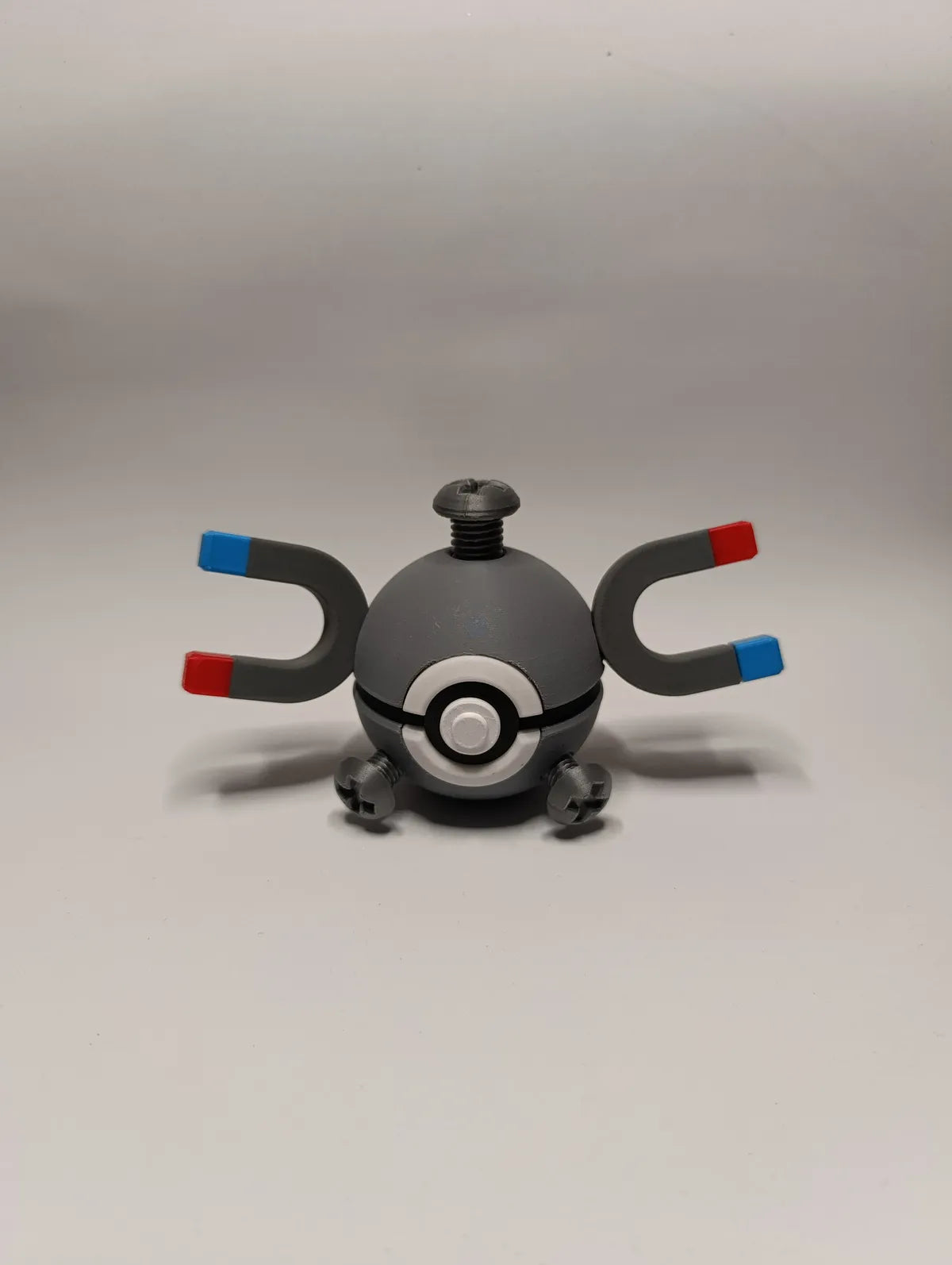 Poké Ball Magnemite Coleccionable de Alta Calidad