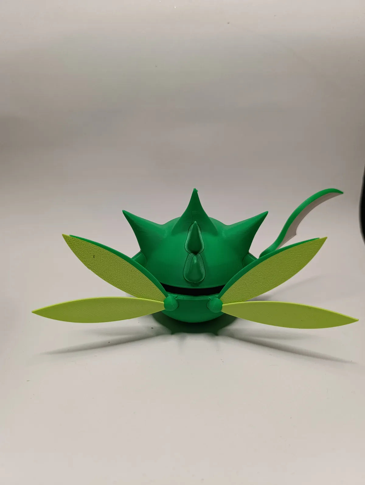 Poké Ball Scyther Coleccionable de Alta Calidad