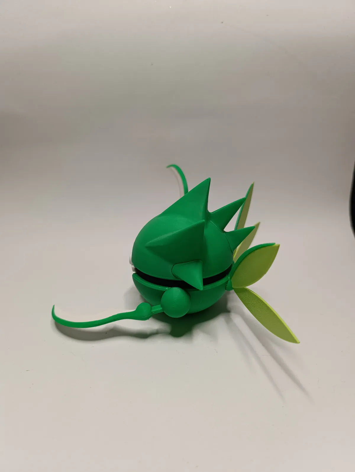 Poké Ball Scyther Coleccionable de Alta Calidad