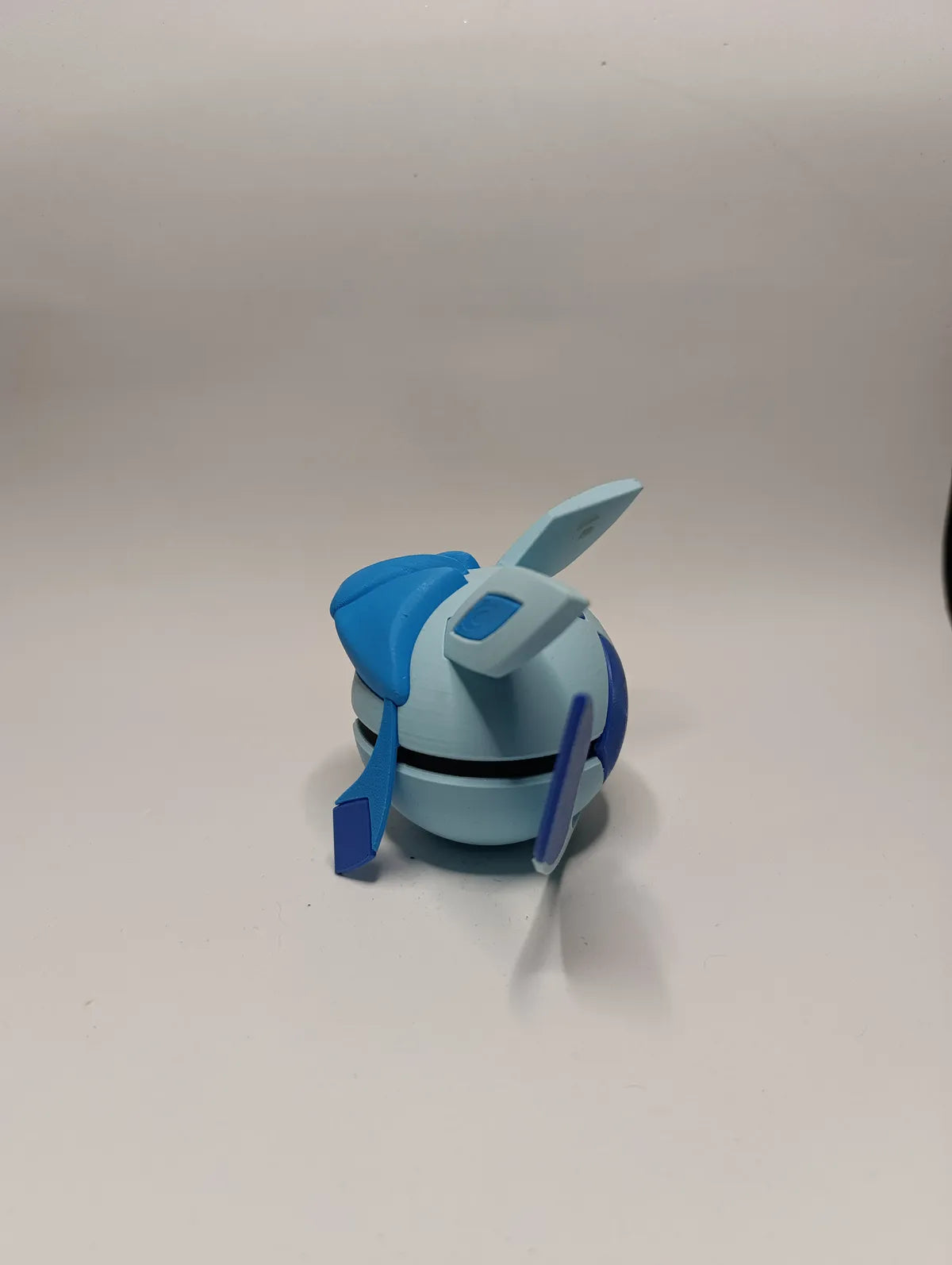 Poké Ball Glaceon Réplica Coleccionable