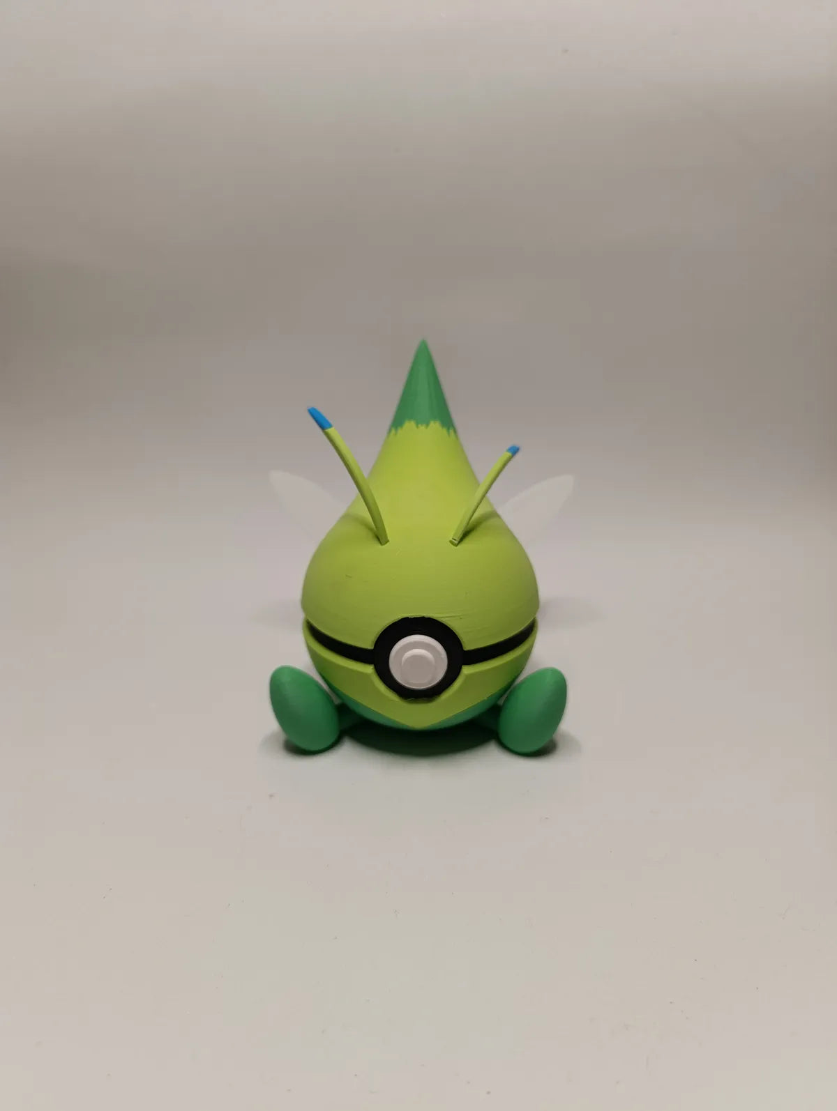 Poké Ball Celebi Réplica Coleccionable de Alta Calidad