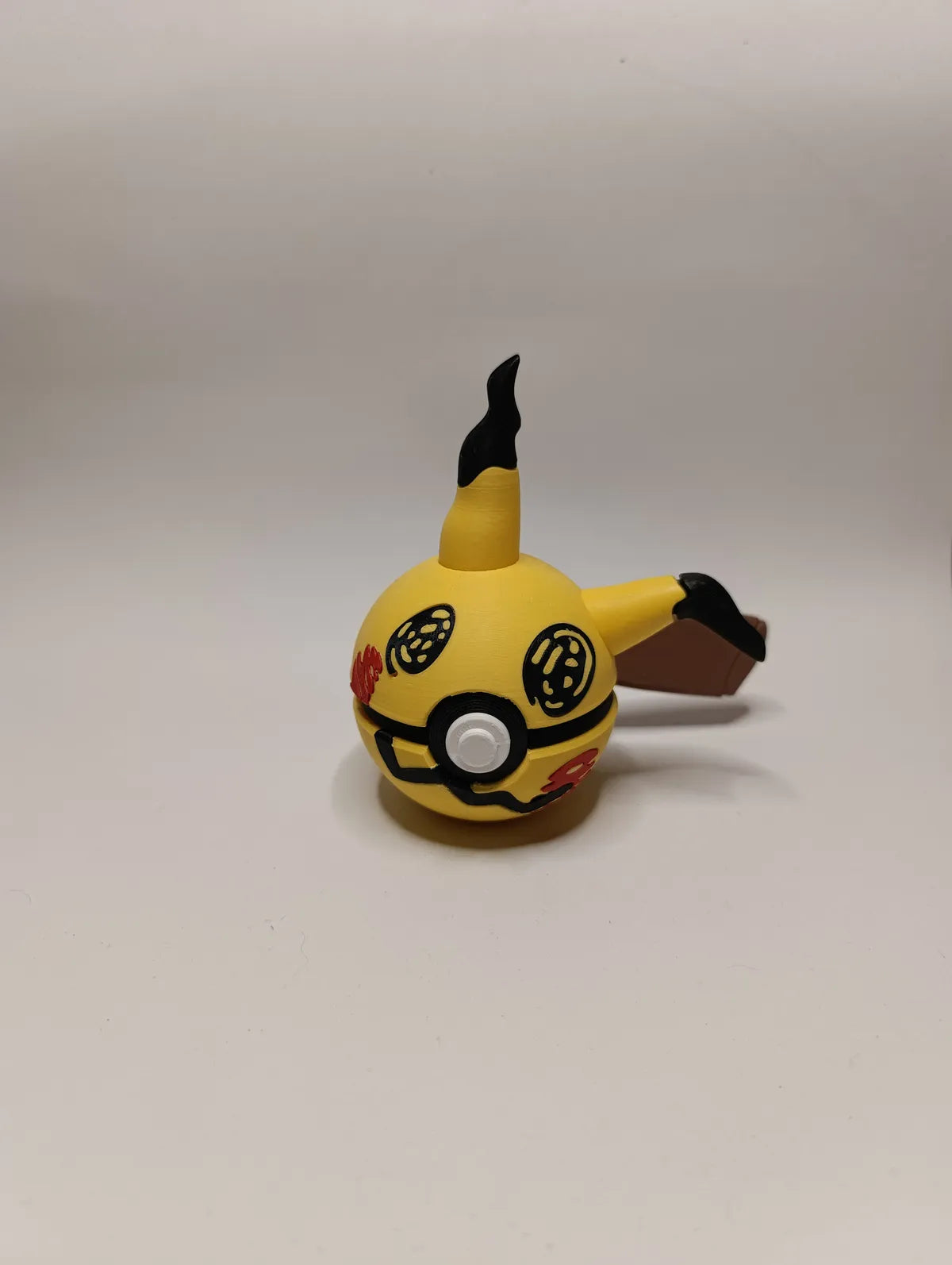 Poké Ball Mimikyu Coleccionable de Alta Calidad