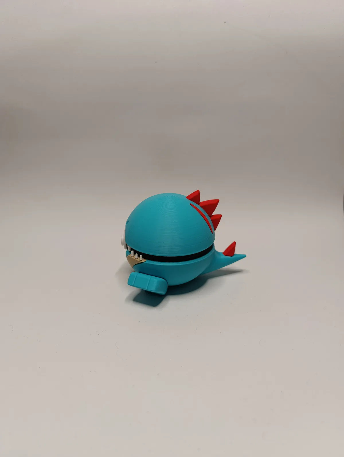 Poké Ball Totodile Coleccionable de Alta Calidad