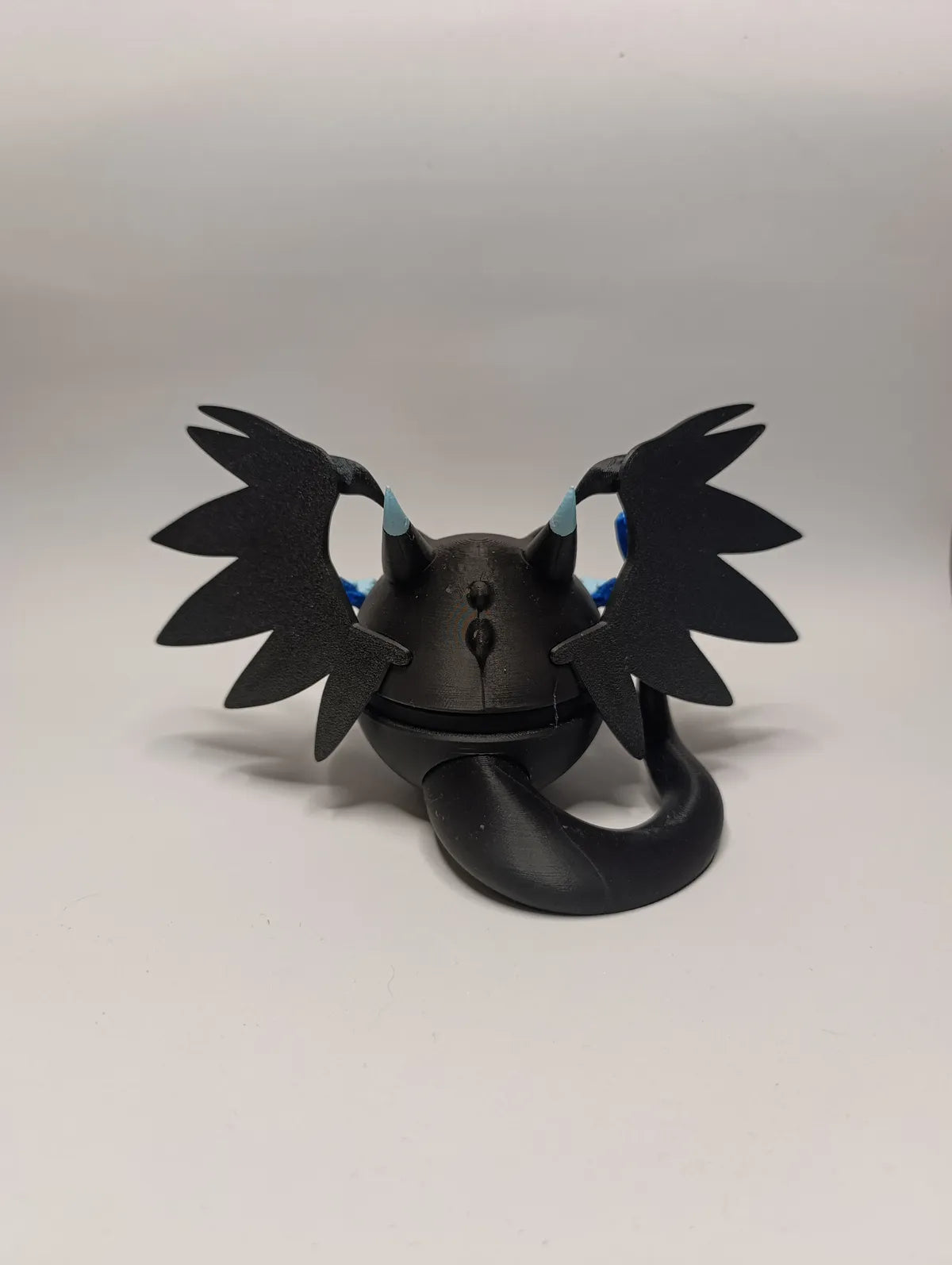 Poké Ball Mega Charizard Coleccionable de Alta Calidad