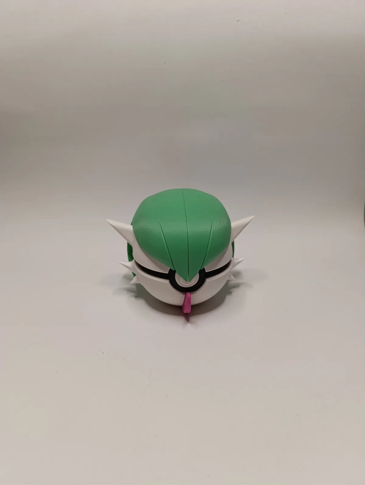 Poké Ball Gardevoir Réplica Coleccionable