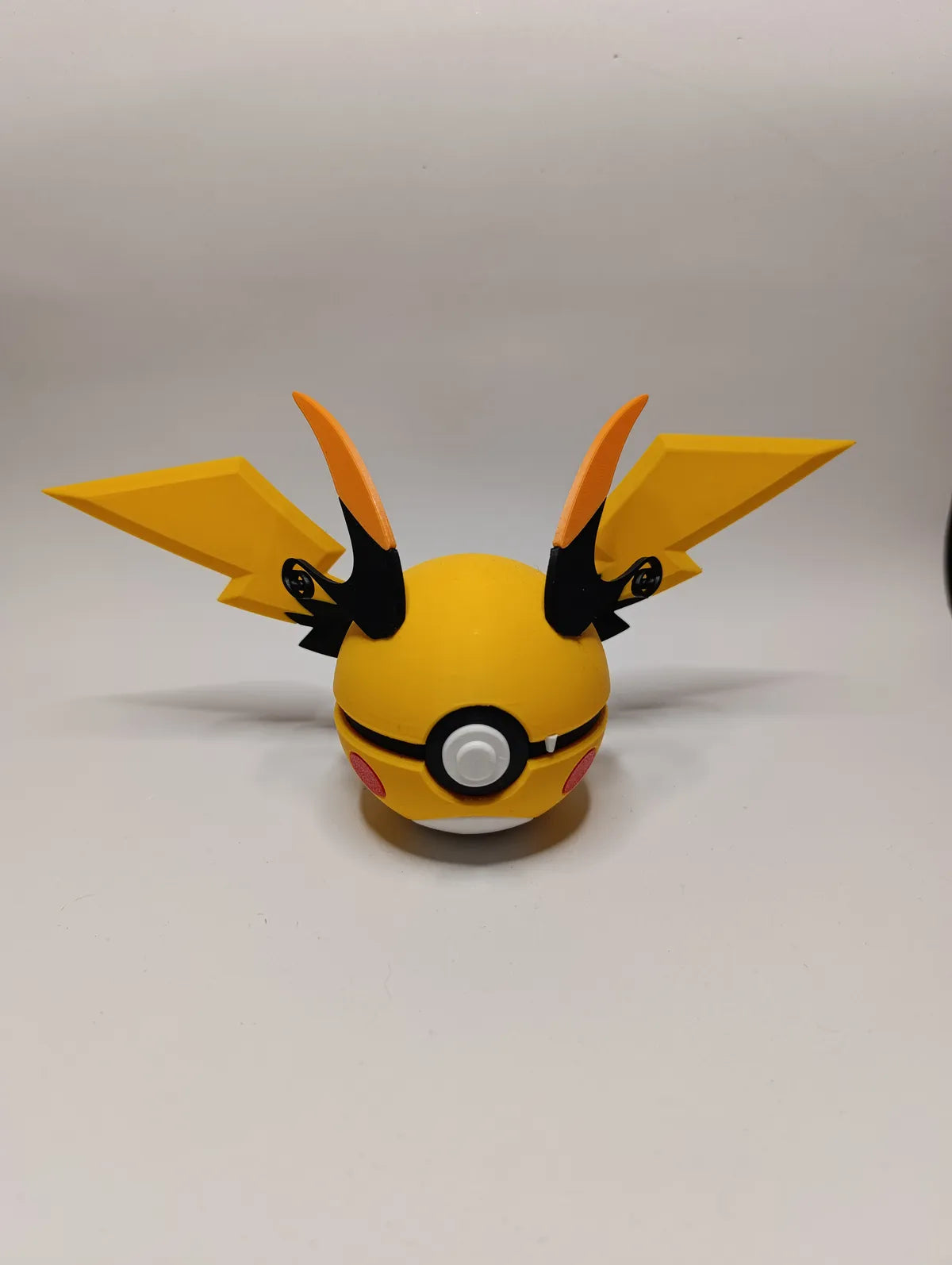Poké Ball Mega Raichu X Coleccionable de Alta Calidad