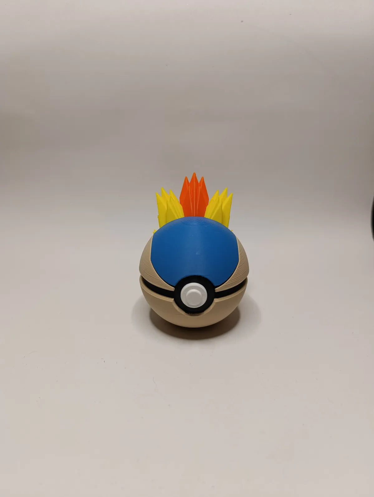 Poké Ball Typhlosion Coleccionable de Alta Calidad