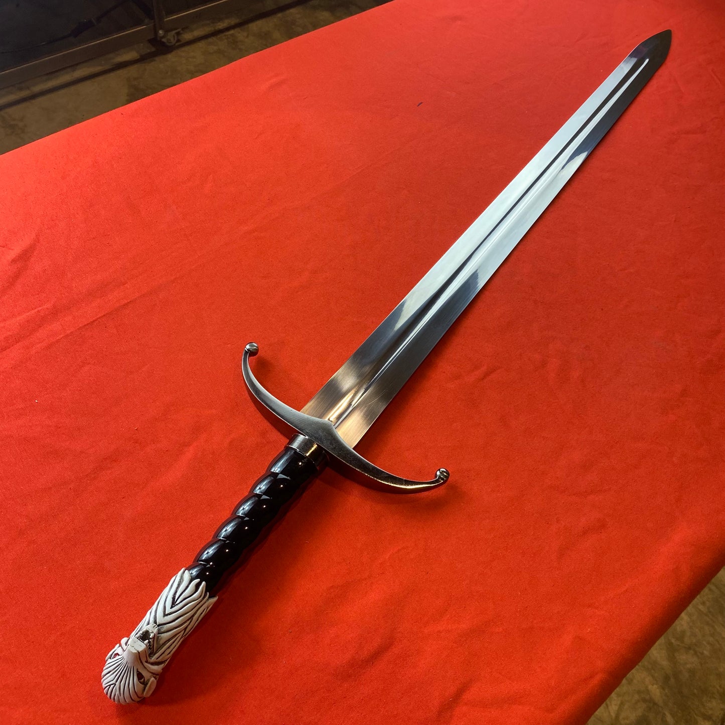 Espada Garra de Jon Nieve Juego de Tronos versión Serie C/Defectos N134