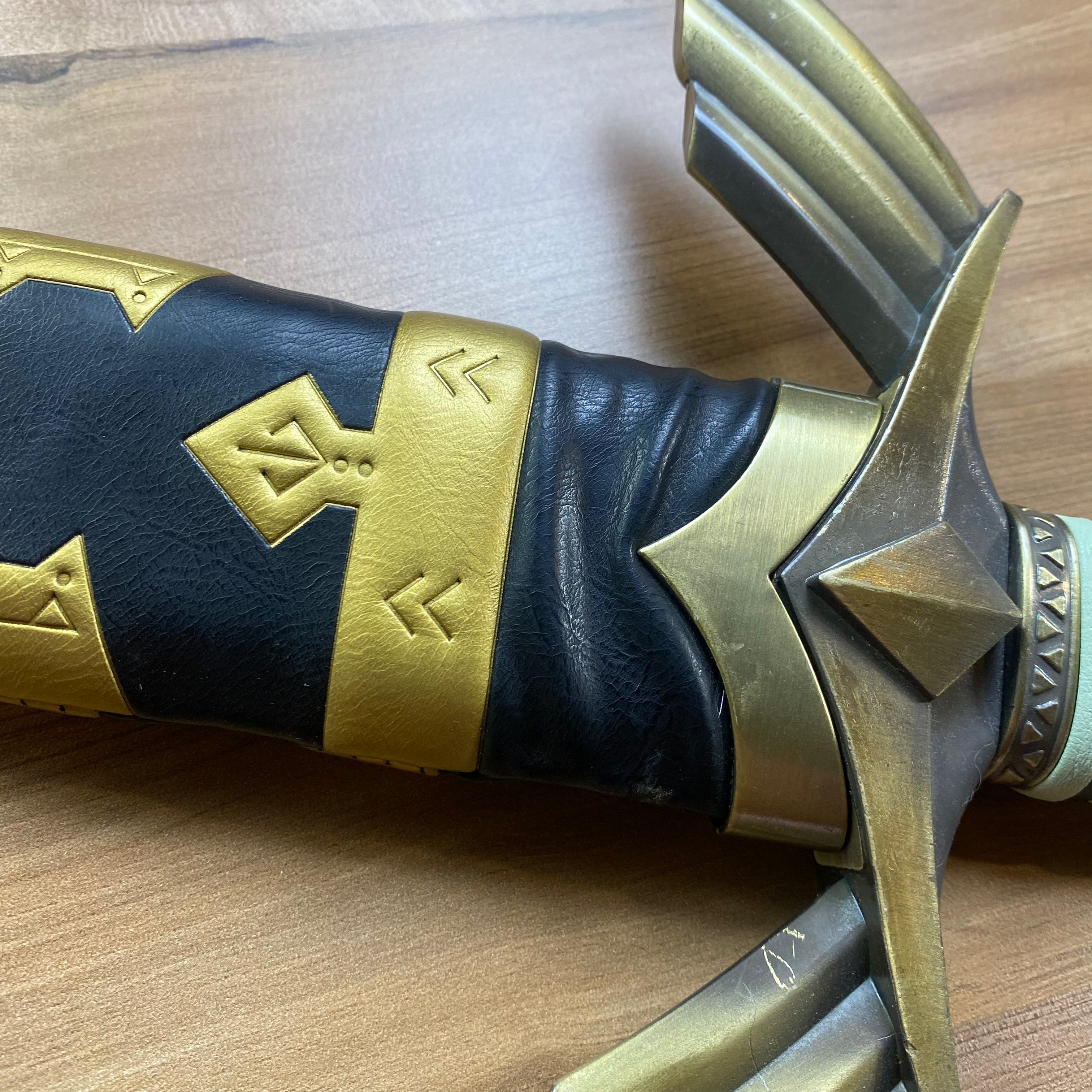 Espada  maestra de Link de Zelda Version Negra C/Defectos N50