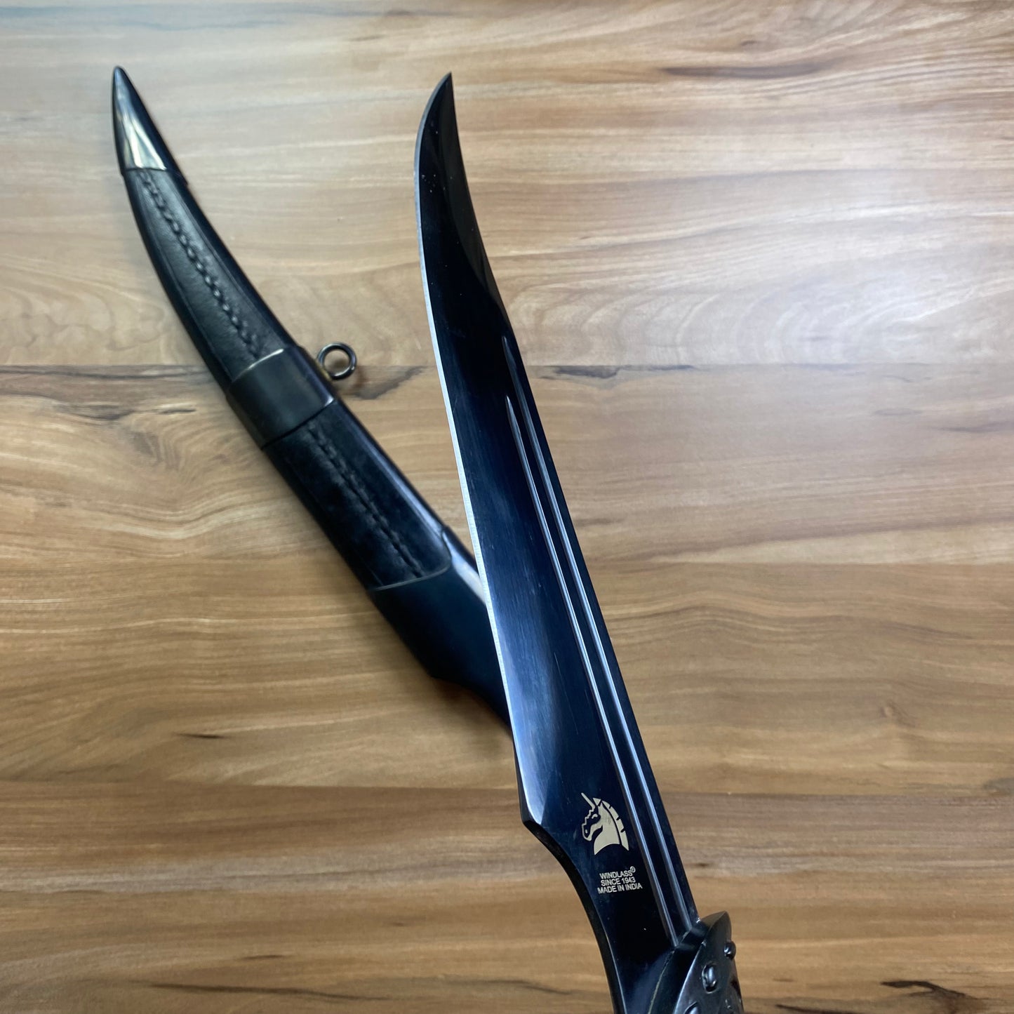 KUKRI STACKED LEATHER C/Defectos N54