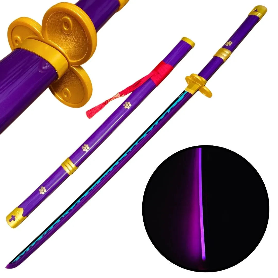 Imagen de Katana Enma de Zoro de One Piece de Bambú con Led S6054 parte de nuestra colección en Espadas y más, sitio oficial.
