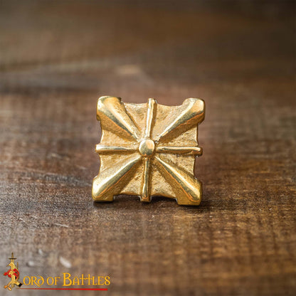 Monturas Medievales de Latón Macizo Puro, Herrajes Decorativos para Uso en Cuero| Juego de 5, 2cm - Imagen 8