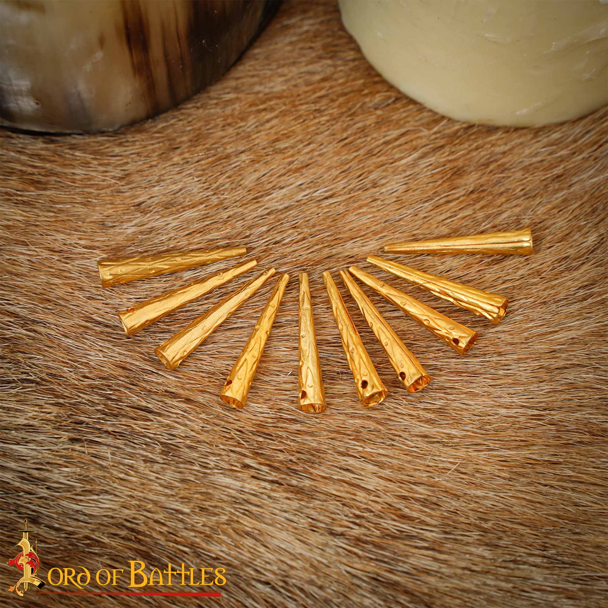 Aiglets de Latón - Juego de 10 Aiglets Medievales de Latón Macizo - Imagen 1