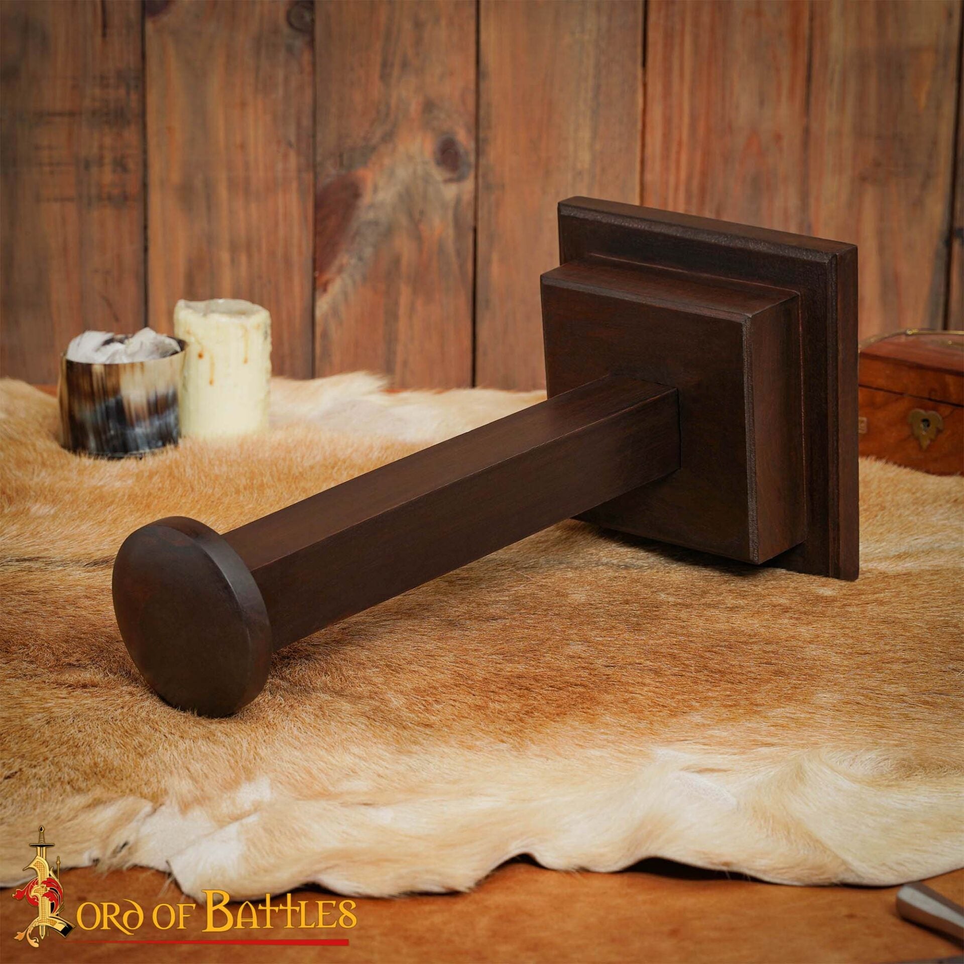 Soporte de Madera Auténtica Hecho a Mano para Cascos con o sin Aventail - Imagen 7