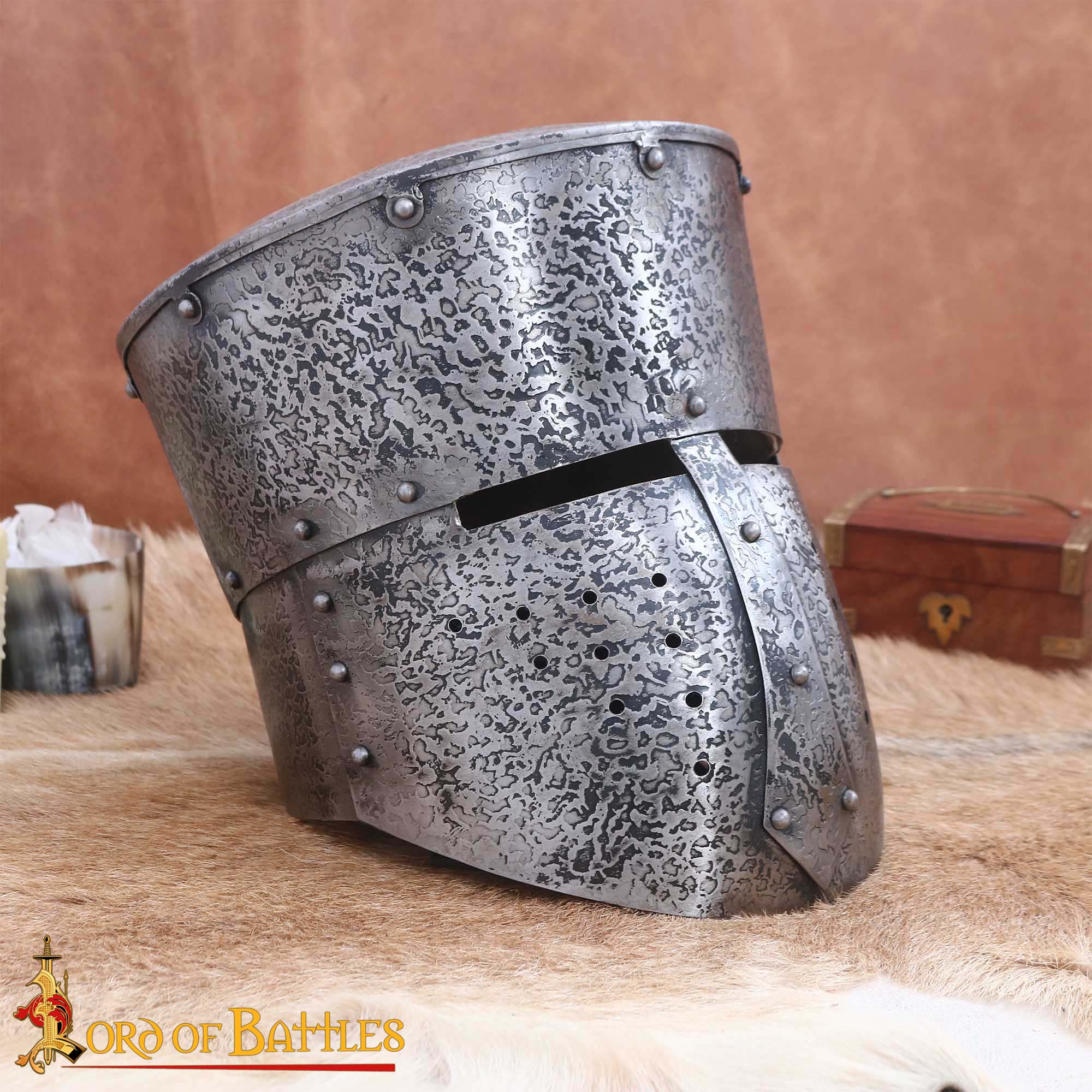 Casco Cruzado Medieval Antiguo con Forro Acolchado Calibre 16 - Imagen 1