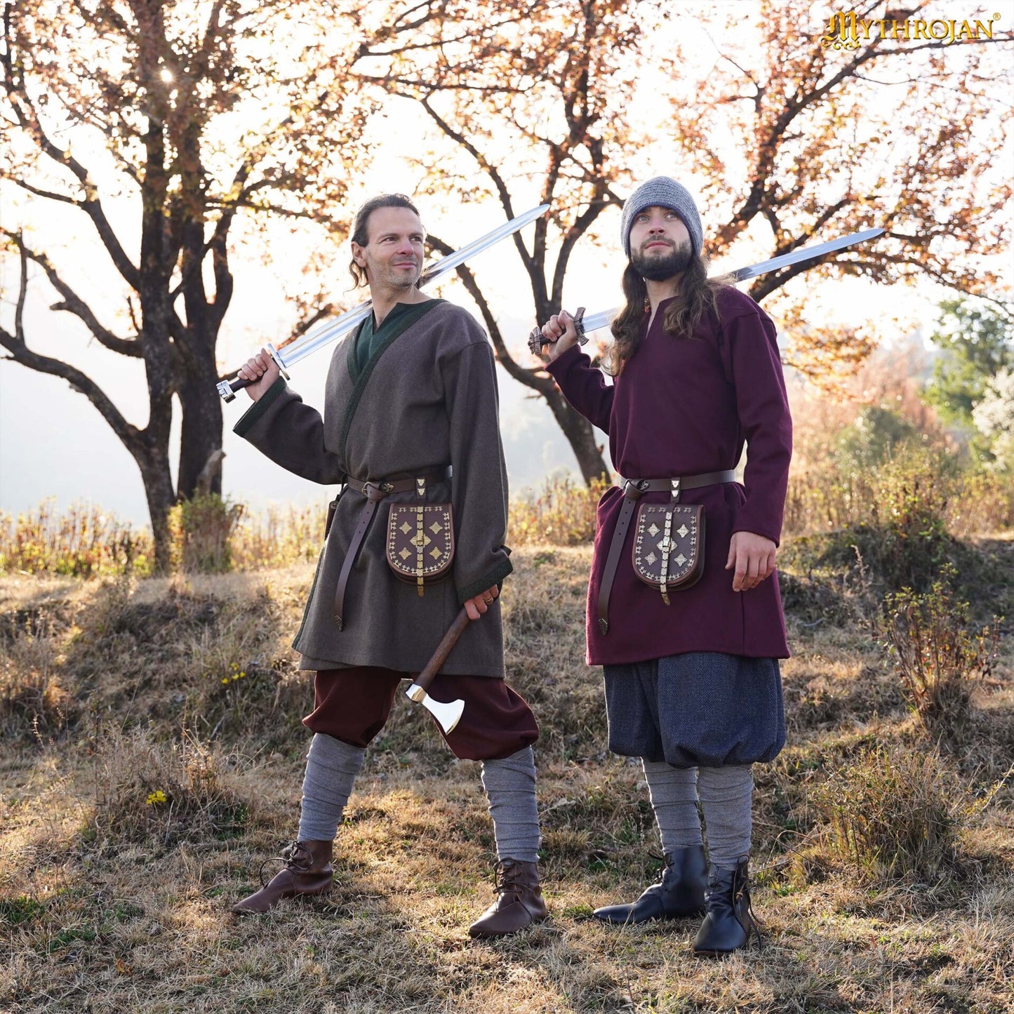 Cubrepiernas de Lana Raven Viking: Practicidad y Protección con Detalles Históricos - Imagen 2