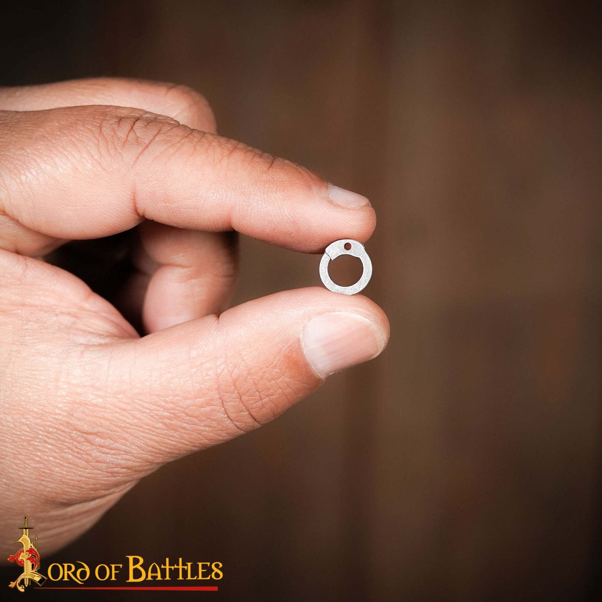 Anillas Planas de Acero - Anillas Planas con Remaches en Forma de Cúpula de 6 Mm - Calibre 18, Acabado Natural - 1kgs - Ideal para Bricolaje y Reparaciones de Cota de Malla - Imagen 7